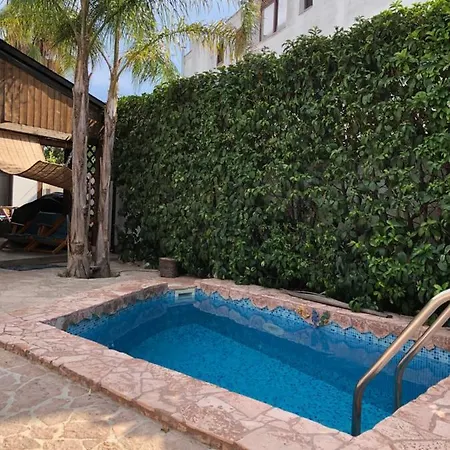La Casa Del Giramondo Holiday home *