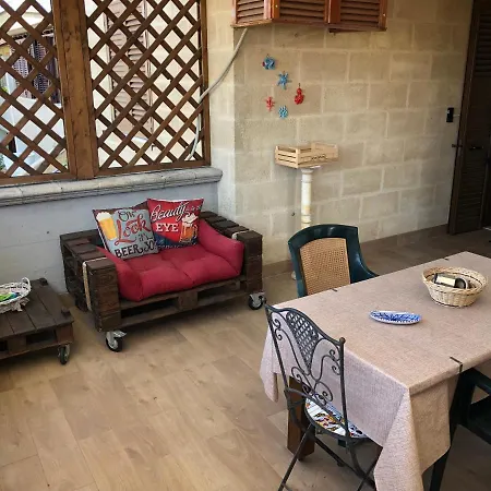 La Casa Del Giramondo Holiday home *